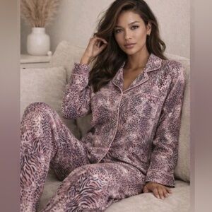 Skims:Womens Pink Animal Print Long Sleeve Pajama Set